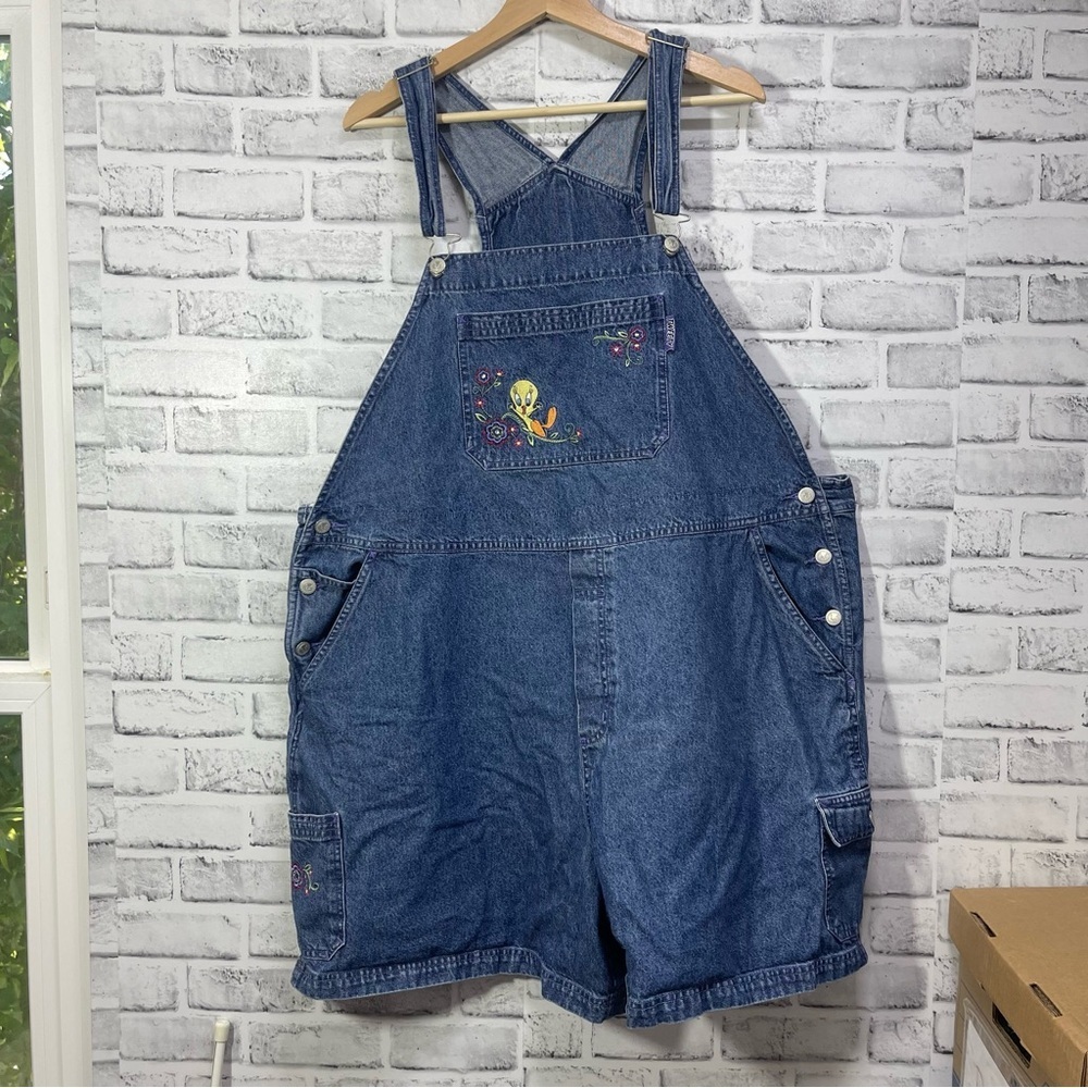 Vintage Looney Tunes Tweety Denim Cargo Bib Overall Shorts Plus Size 26W/28W - Picture 2 of 13
